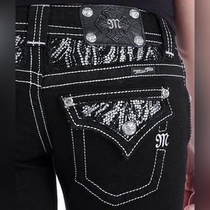 Miss Me Rare Dark Wash Zebra Jeans 28 Short